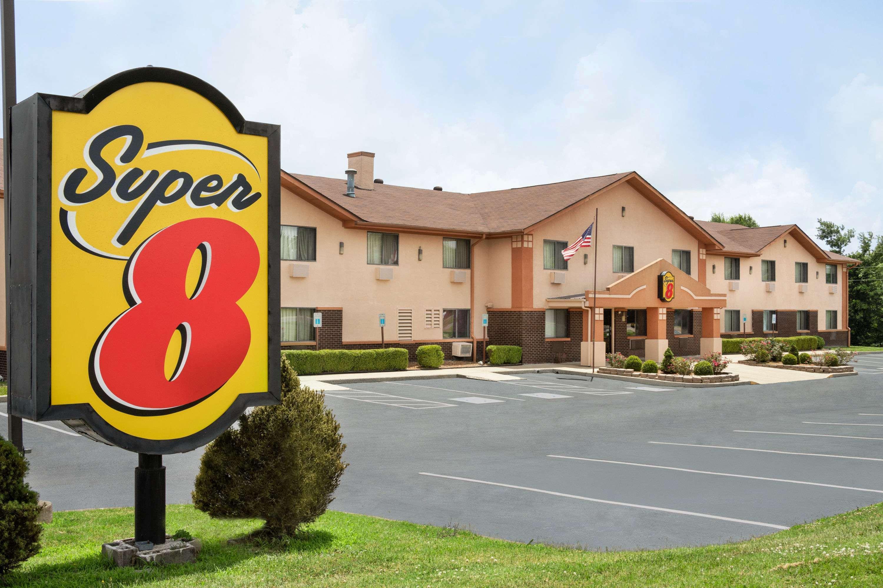 Super 8 By Wyndham Mayfield מראה חיצוני תמונה